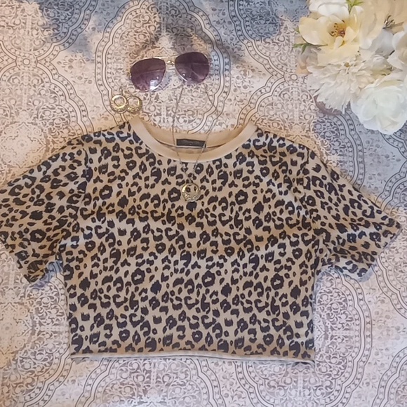 Blooming Jelly leopard print crop top - Picture 2 of 13